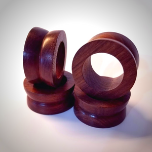 Natural Wood Napkin Rings For Your Fall Kitchen or Dinning Table