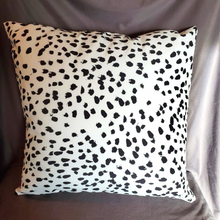 Load image into Gallery viewer, New Bold Black And White Leopard Print Hidden Zipper Pillow Cover Size 18x18in.